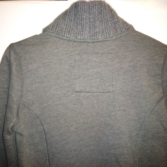 Hollister Cropped Cardigan Sweater Women's Size Small - Picture 3 of 8